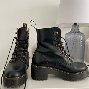 Dr. Martens Leona vintage smooth leather heeled boots